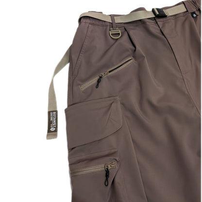 Multi-pocket water-repellent functional pants (mud color)