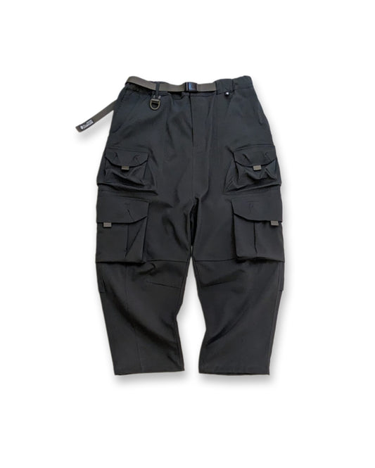 Multi-pocket water-repellent functional pants (charcoal gray)