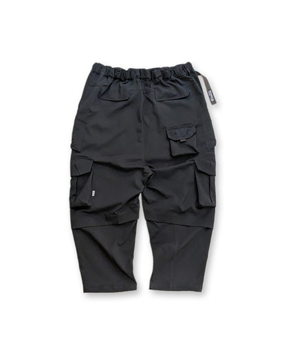 Multi-pocket water-repellent functional pants (charcoal gray)