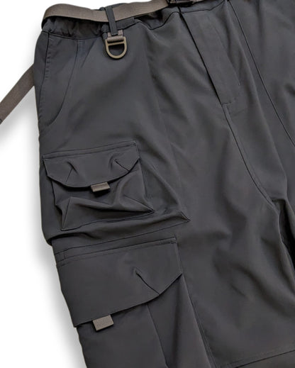 Multi-pocket water-repellent functional pants (charcoal gray)