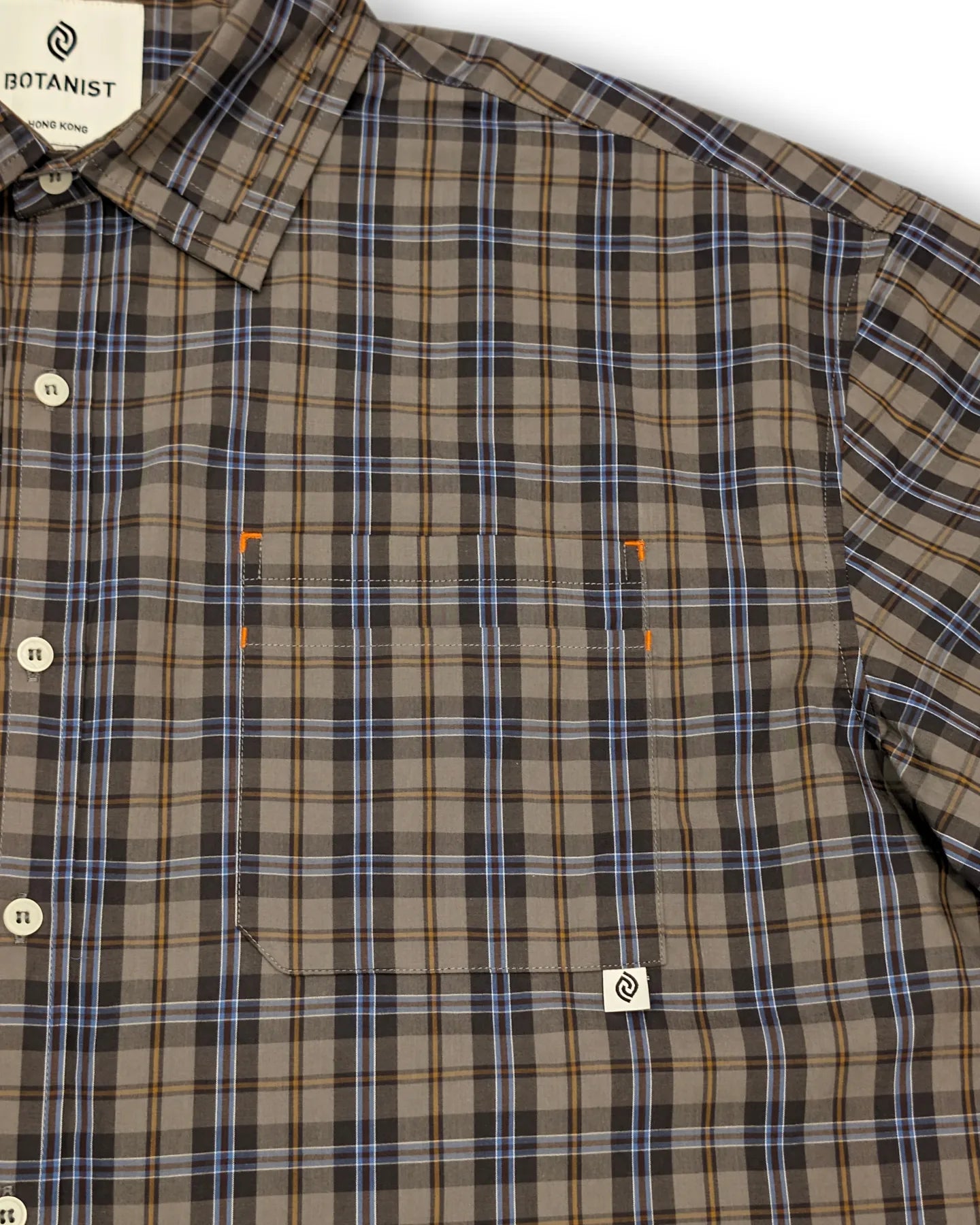 Checkered short-sleeved shirt (gray-blue check)